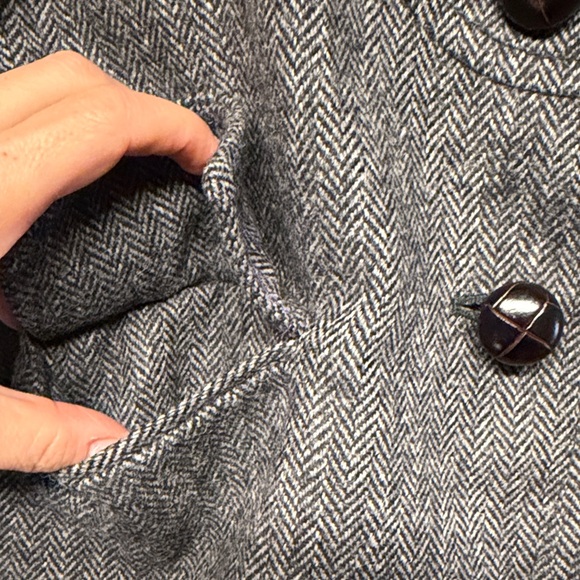 J. Crew Herringbone Wool Blazer | EUC | Sz 0 - Picture 5 of 9